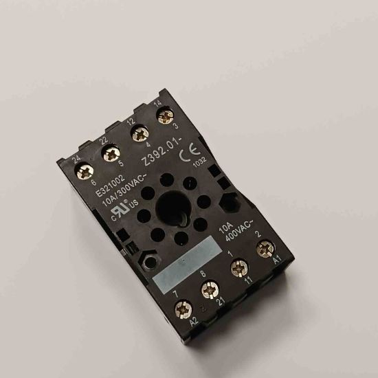 Z392.01 400V 10A SOKET RÖLE resmi