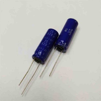 820MF 25V 10x25 NİPPON ELKO KONDANSATÖR resmi