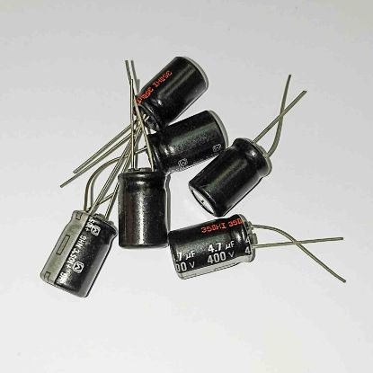 4.7MF 400V 10x15 MATSUSHITA ELKO KONDANSATÖR resmi
