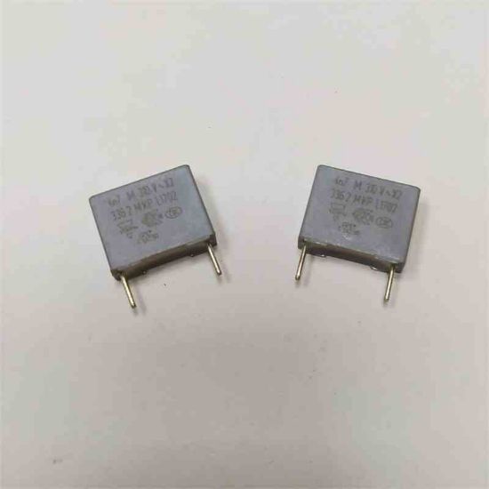 4.7NF 310VAC  10mm VISHAY POLYESTER KONDANSATÖR resmi
