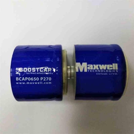 BCAP0650P270K05 650F 2.7V 60x50 MAXWELL KONDANSATÖR resmi