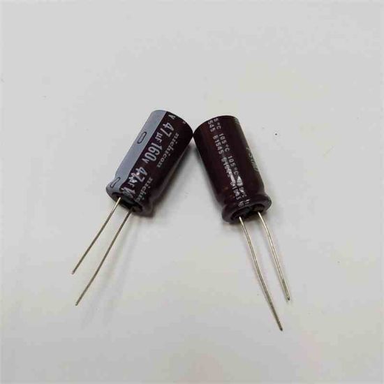 47MF 160V 12x25 105' NICHICON ELKO KONDANSATÖR resmi