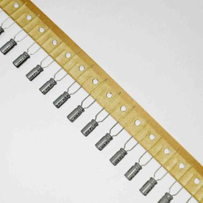 SE1UF63 1MF 63V 5x11 85 NKL ELKO KONDANSATÖR resmi