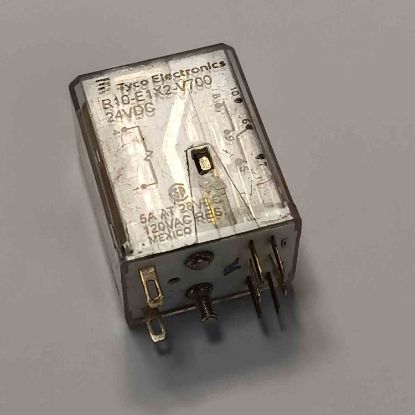 R10-E1X2-V700 24V 5A DPDT 8PIN TYCO GÜÇ RÖLE resmi
