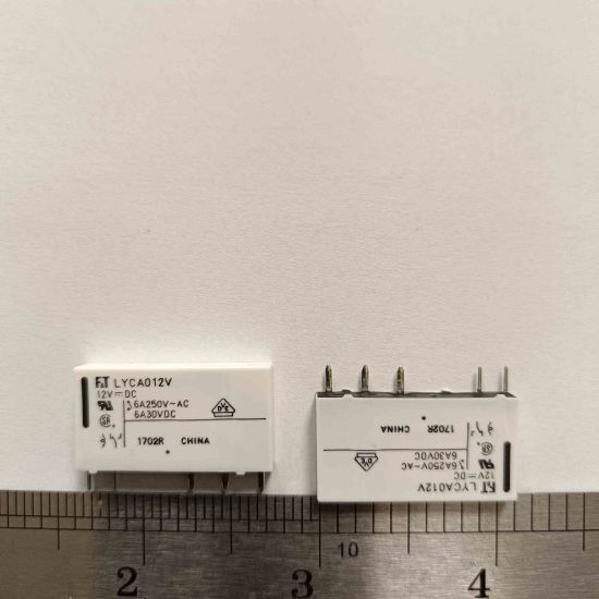 LYCA012V 12V 6A 5PIN 1C SLİM RÖLE resmi