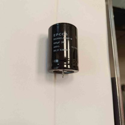 B43642A5687M 680MF 450V 35x50 105 ELKO KONDANSATÖR resmi