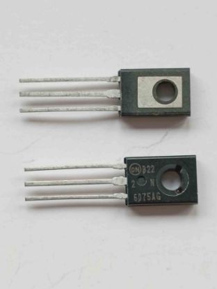 6075AG 4A 600V TO126 TRİYAK TRİSTÖR resmi