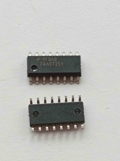 74ACT251 resmi