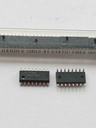 74ACT251 resmi