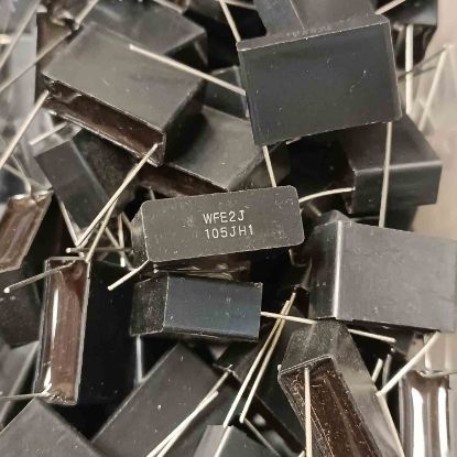 105J 1MF 450V  22.5mm POLYESTER PANASONIC resmi