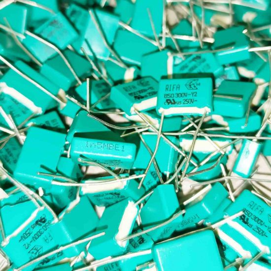 1.5NF 300V  10mm RIFA POLYESTER resmi