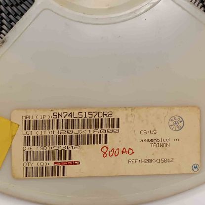 SN74LS157DR2 SMD MOTOROLA 74 SERİSİ ENTEGRELER resmi