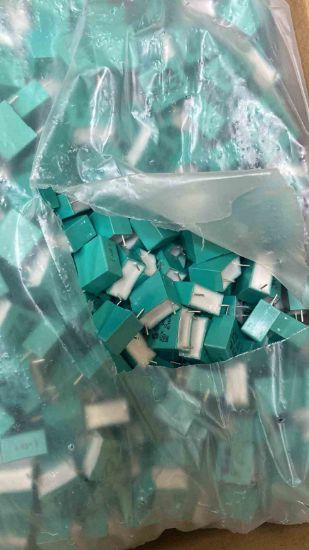 F861BS684K310C 680NF 310VAC 15mm  0.1 KEMET POLYESTER KONDANSATÖR resmi