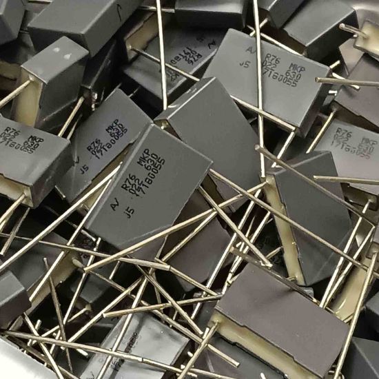 R76PI22204030J 22NF 630V 15 0.05 KEMET POLYESTER KONDANSATÖR resmi