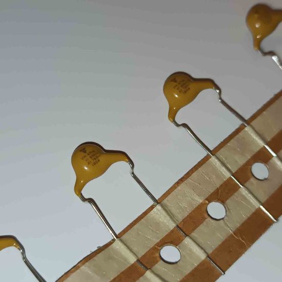 VY1471M 470PF SERAMİK KONDANSATÖR resmi