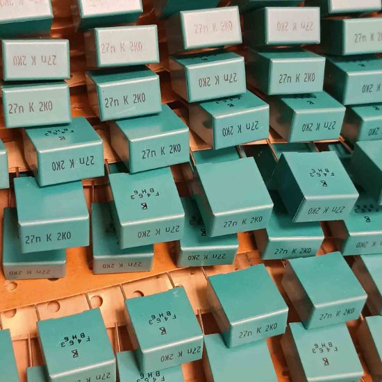 F463BY273K2K0R 27NF 2000V 15 0.1 KEMET POLYESTER KONDANSATÖR resmi