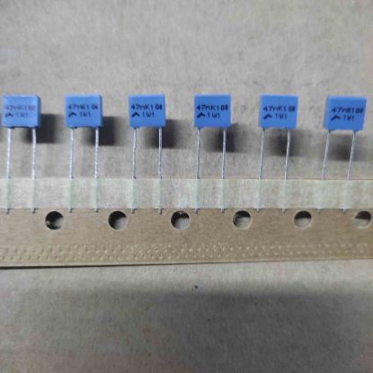 B32529C1473K289 47NF 100V 5mm TRİMER KONDANSATÖR resmi