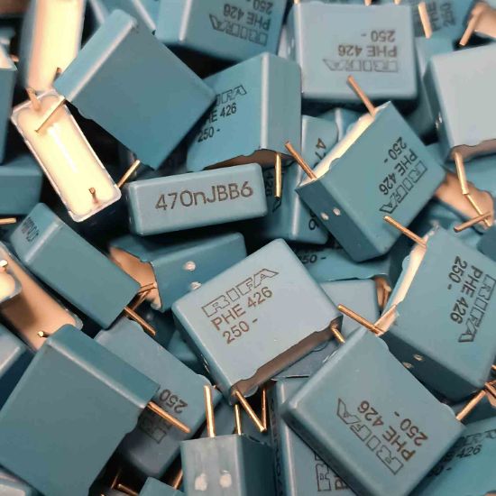 PHE426HB6470JR06 470NF 250V 15 0.05 KEMET POLYESTER KONDANSATÖR resmi