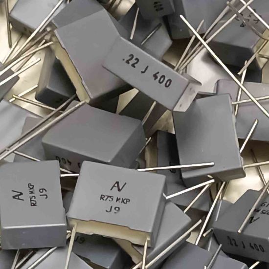 R75MI32204030J 220NF 400V 15 0.05 KEMET POLYESTER KONDANSATÖR resmi