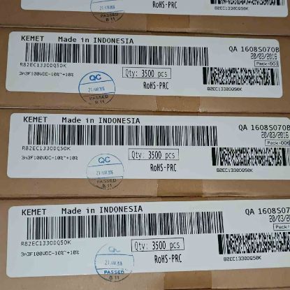R82EC1330DQ50K 3.3NF 100V 5 0.1 KEMET POLYESTER KONDANSATÖR resmi