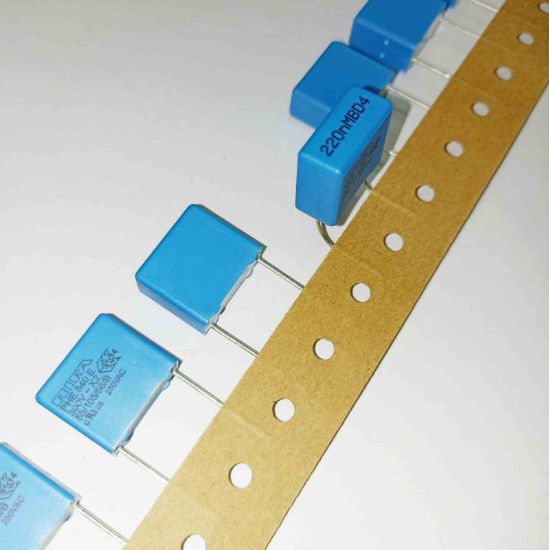 PHE840ED6220MR17T0 220NF 300VAC 22.5 0.2 KEMET POLYESTER KONDANSATÖR resmi