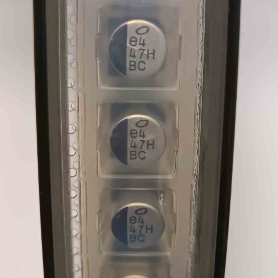 UBC1H470MNW1GS 47MF 50V 10x10 NICHICON SMD KONDANSATÖR resmi