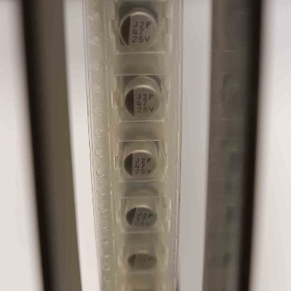 UWT1E470MCQ6PS 47MF 25V NICHICON SMD KONDANSATÖR resmi