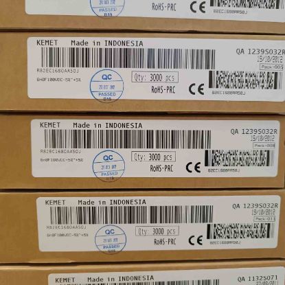 R82EC1680AA50J 6.8NF 100V 5 0.05 KEMET POLYESTER KONDANSATÖR resmi
