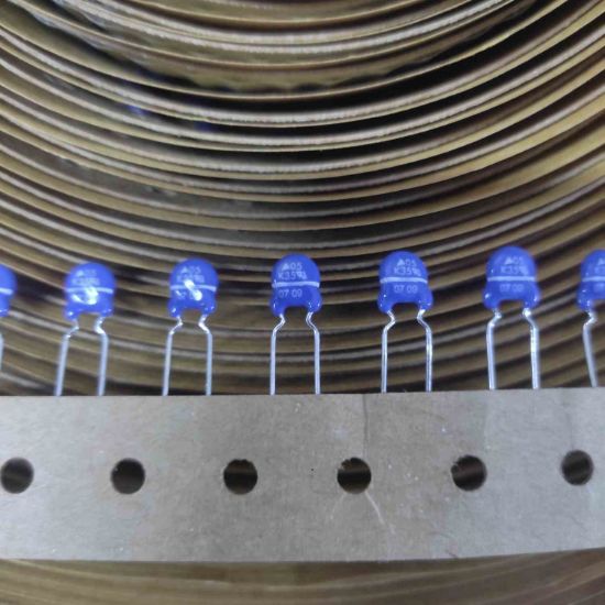 B72205S350K211 35VAC 5mm VARİSTÖR resmi