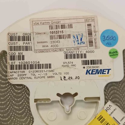 C1206C221J1GAC7800 220PF 100V 1206 KEMET SMD SERAMİK KONDANSATÖR resmi