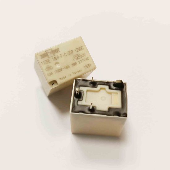 110BE-1AH1-F-C 12V 32A 4PIN MİLİONSPOT RÖLE resmi