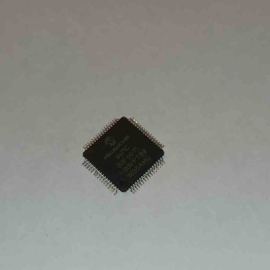 30F6015-30I/PT PLCC SMD ENTEGRELER resmi
