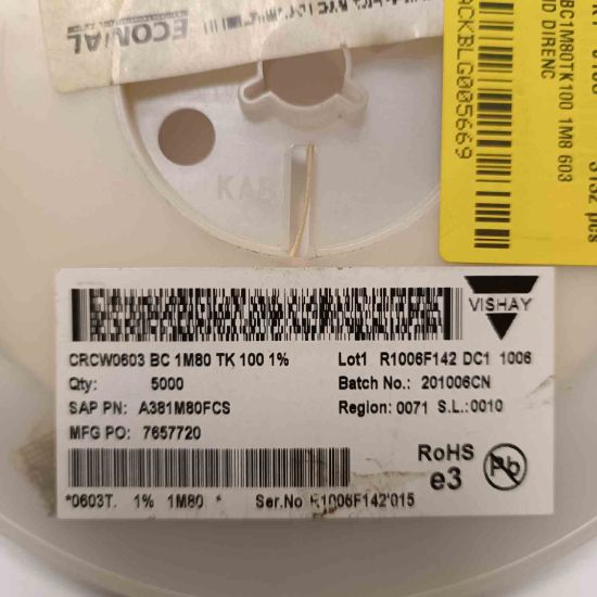 CRCW0603BC1M80TK100 1M8 603 VISHAY SMD DİRENÇ resmi