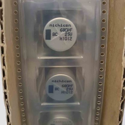 UBC1E681MNS1MS 680MF 25V NICHICON SMD KONDANSATÖR resmi