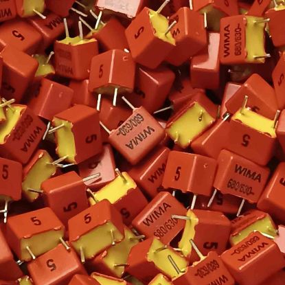 WIMA680/630 680PF 630V 5mm WIMA POLYESTER KONDANSATÖR resmi