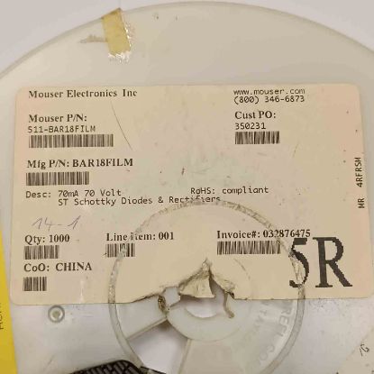 BAR18 70V 0.015A SOT23 VISHAY SCHOYKY DİYOT resmi