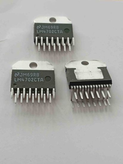 LM4702CTA NSC ENTEGRELER resmi