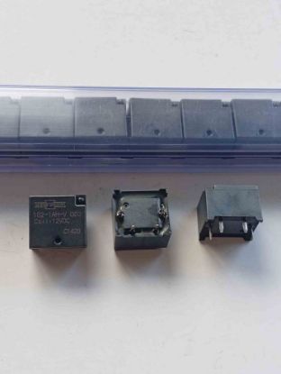 102-1AH-V G03 12V 20A 1C SONGCHUAN GÜÇ RÖLE resmi