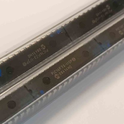 PIC16F73-I/SP DİP  ENTEGRELER resmi