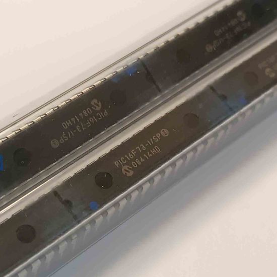 PIC16F73-I/SP DİP  ENTEGRELER resmi