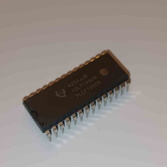 ICL7135CN DİP ENTEGRELER resmi