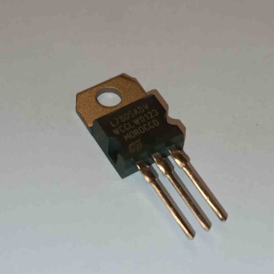 L7805ABV TO220 MUHTELİF ENTEGRELER resmi
