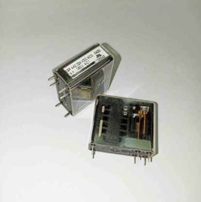 SGR 642 024V 24V 16A 1NO 6PIN ELESTA GÜÇ RÖLE resmi