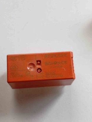 RT21L024 24V 12A 1C 5PIN SCHRACK GÜÇ RÖLE resmi