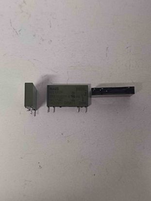 APE10024 24V 6A 4PIN NAIS Yassı RÖLE resmi