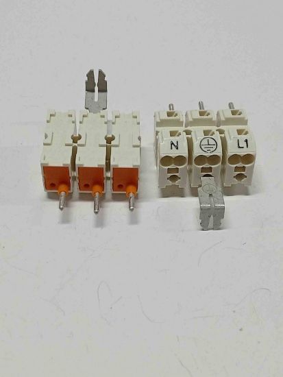 P36797-4-6-6728 300V 15A SOKET resmi