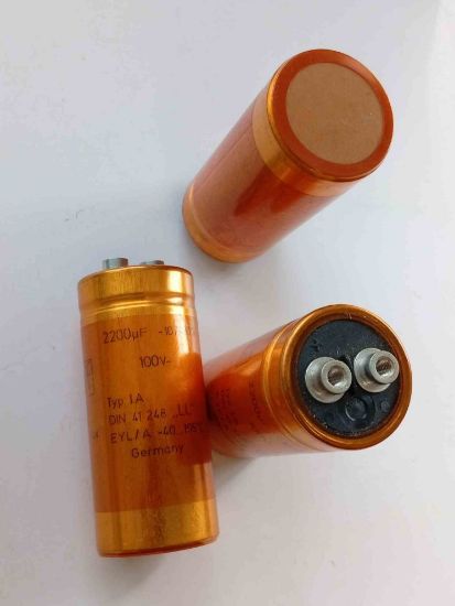 TYP IA DIN 41248 LL 2200MF 100V ELKO KONDANSATÖR resmi