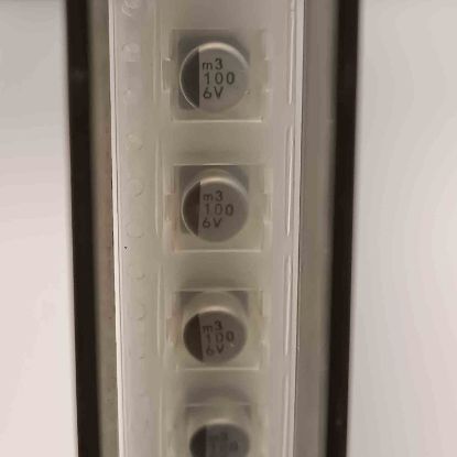 UWX0J101MCL1GB 100MF NICHICON SMD KONDANSATÖR resmi
