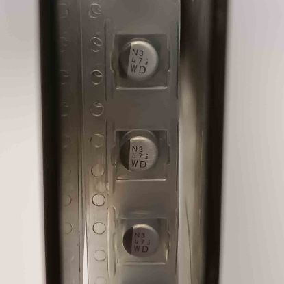 UWDOJ470MCQ1PS 47MF 6.3V NICHICON SMD KONDANSATÖR resmi