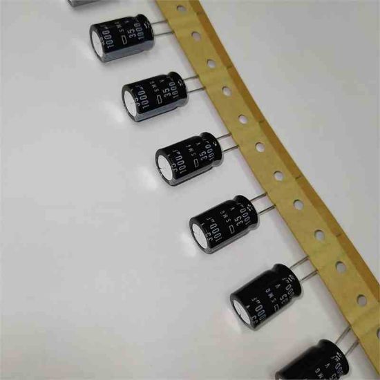 1000MF 35V 12.5x20 NİPPON ELKO KONDASATÖR resmi